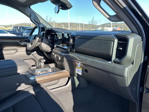 New 2026 Chevrolet Silverado 1500 LT Trail Boss image 17