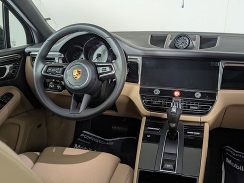 New 2026 Porsche Macan S image 22