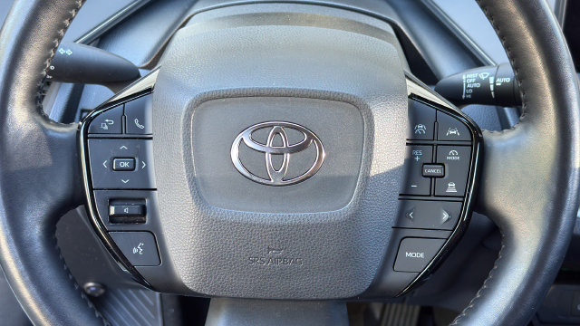 Used 2024 Toyota Prius XLE FWD image 17