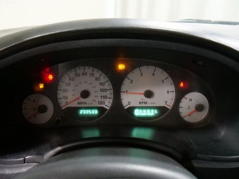 Used 2007 Dodge Caravan SXT w/ Popular Equipment Group I image 33