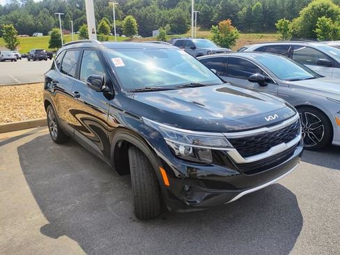 Used 2022 Kia Seltos S FWD image 3