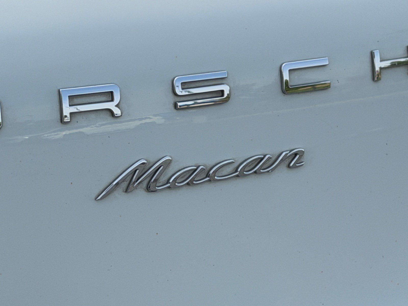 Used 2017 Porsche Macan AWD/4WD image 23