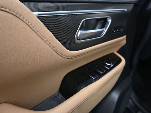 Used 2025 INFINITI QX80 Luxe AWD/4WD image 9