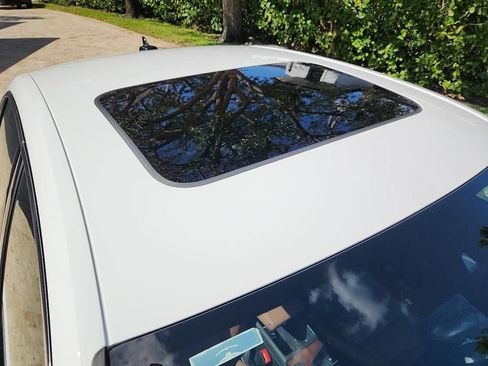 Used 2023 Audi A4 2.0T Premium w/ Convenience Package image 6