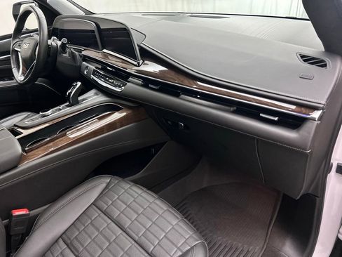 Used 2023 Cadillac Escalade ESV Premium Luxury Platinum w/ LPO, Radiant Package AWD/4WD image 21