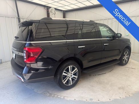 Used 2024 Ford Expedition Limited AWD/4WD image 6