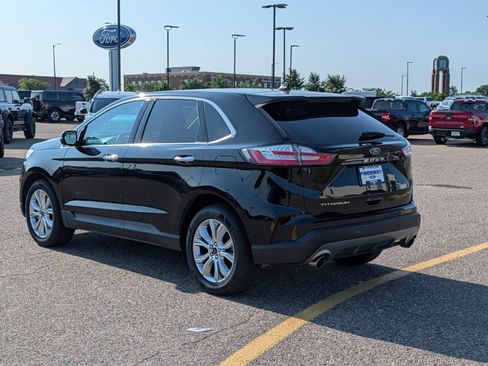 Used 2023 Ford Edge Titanium AWD/4WD image 3