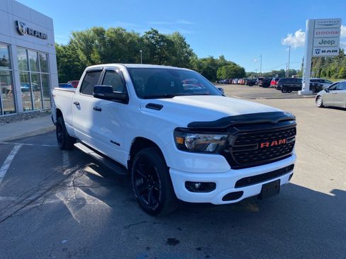 Used 2024 RAM 1500 Big Horn AWD/4WD image 7