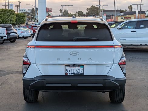 Used 2026 Hyundai Kona SEL Sport AWD/4WD image 3
