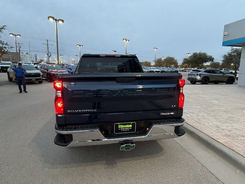 Used 2021 Chevrolet Silverado 1500 LT image 4