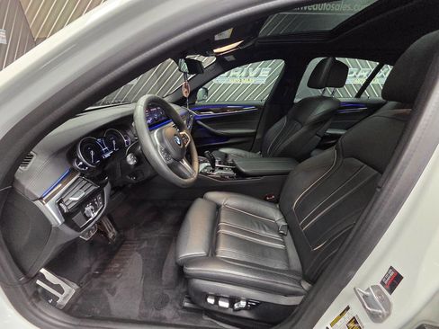 Used 2019 BMW M550i xDrive image 19