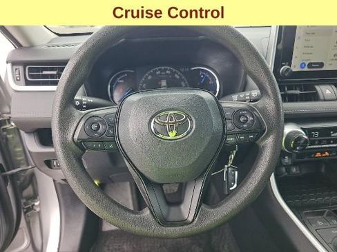 Used 2023 Toyota RAV4 LE image 11