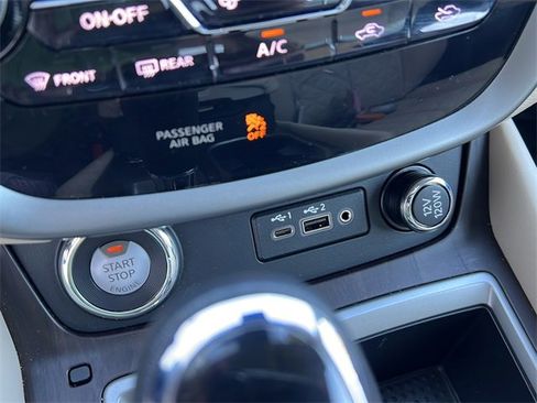 Used 2024 Nissan Murano Platinum w/ Cargo Package image 21