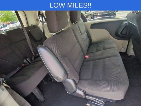 Used 2020 Dodge Grand Caravan SE w/ UConnect Hands-Free Group FWD image 30