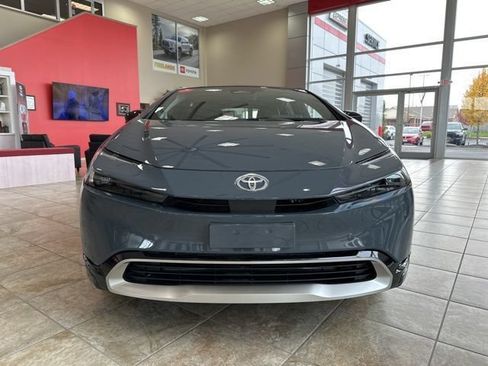New 2026 Toyota Prius Plug-In Hybrid FWD image 2
