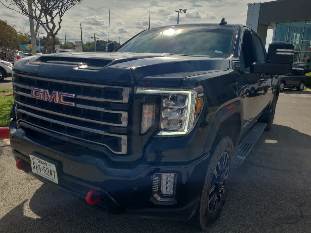 Used 2023 GMC Sierra 2500 AT4 AWD/4WD image 2