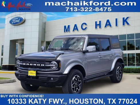 Certified 2023 Ford Bronco Outer Banks AWD/4WD image 1