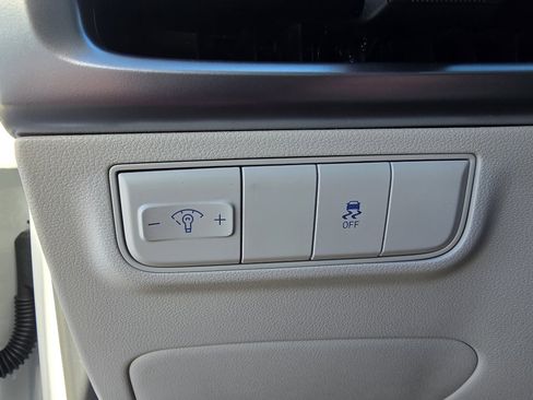 New 2026 Hyundai Tucson SE image 18