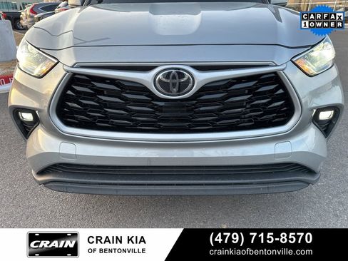 Used 2023 Toyota Highlander XLE image 15