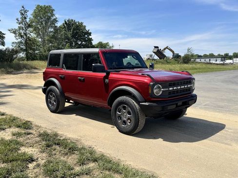 New 2026 Ford Bronco Big Bend AWD/4WD image 2