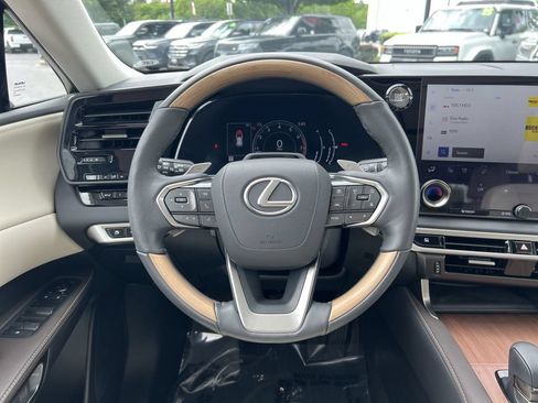 Used 2024 Lexus RX 350 Premium w/ Convenience Package AWD/4WD image 16