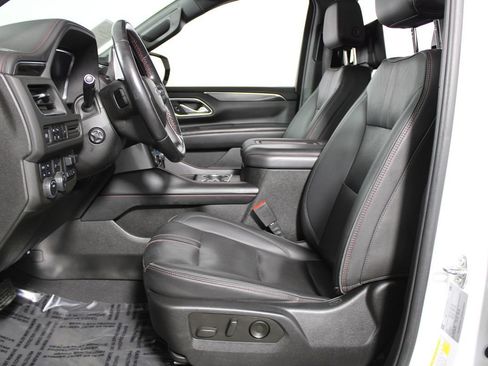 Used 2022 Chevrolet Tahoe RST w/ Luxury Package AWD/4WD image 33