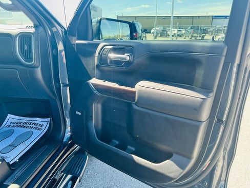 Used 2021 GMC Sierra 1500 SLT w/ SLT Premium Plus Package image 39