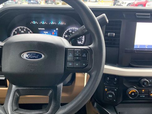 Used 2023 Ford F250 XLT w/ F-250 >10K GVWR Package image 20