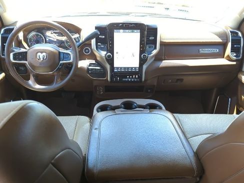 Used 2023 RAM 2500 Laramie AWD/4WD image 7