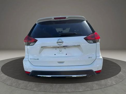 Used 2019 Nissan Rogue SV FWD image 6