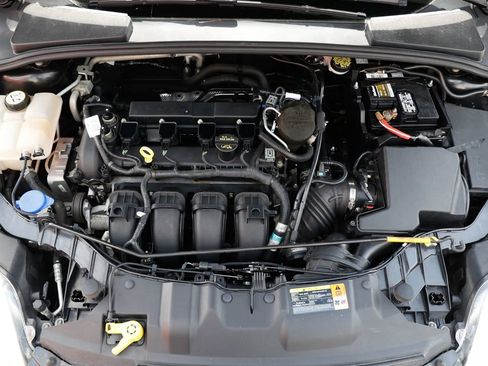 Used 2012 Ford Focus SE FWD image 42