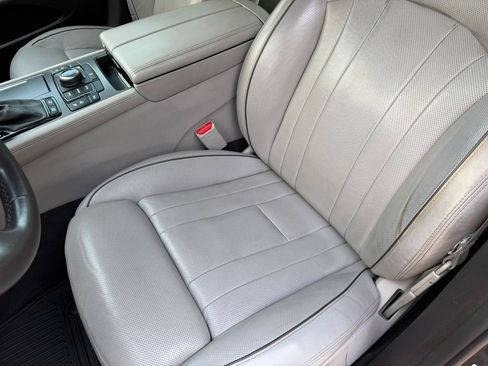 Used 2015 Hyundai Genesis 3.8 w/ Option Group 04 RWD image 22