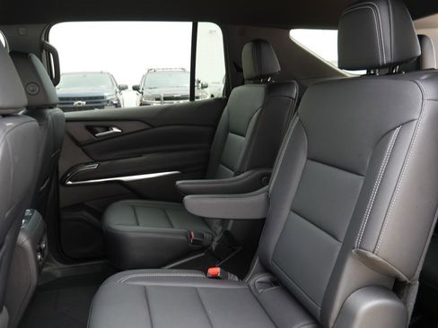 New 2026 Chevrolet Traverse LT w/ LPO, Floor Liner Package image 26