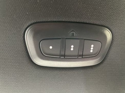 Used 2023 RAM 1500 Big Horn AWD/4WD image 32