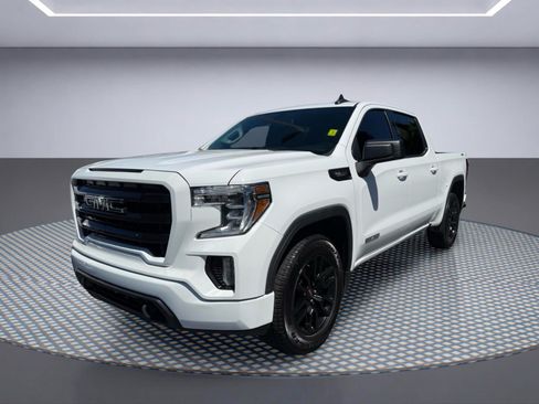 Used 2022 GMC Sierra 1500 Elevation w/ LPO, Elevation Black Package AWD/4WD image 2