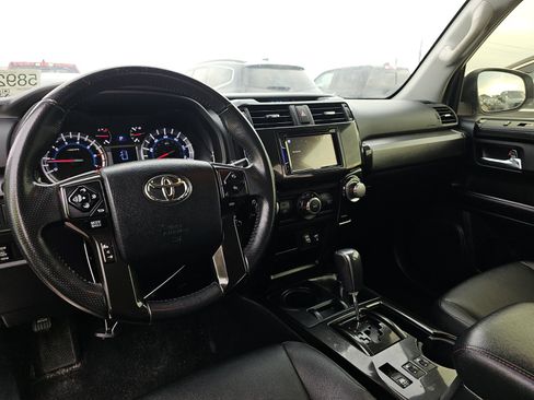 Used 2016 Toyota 4Runner TRD Pro image 11
