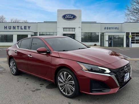 Used 2023 Nissan Altima 2.5 SL image 4