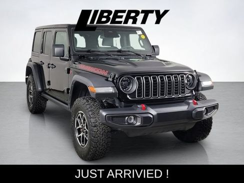Used 2026 Jeep Wrangler Unlimited Rubicon AWD/4WD image 1