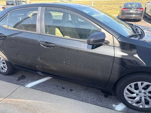 Used 2019 Toyota Corolla LE FWD image 6