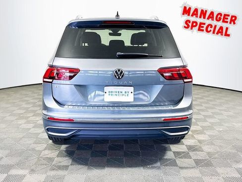 Used 2023 Volkswagen Tiguan SE FWD image 7
