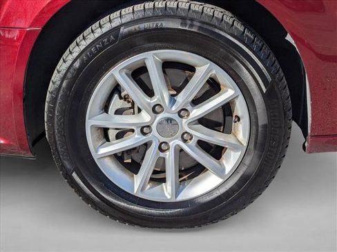 Used 2019 Dodge Grand Caravan SXT image 22