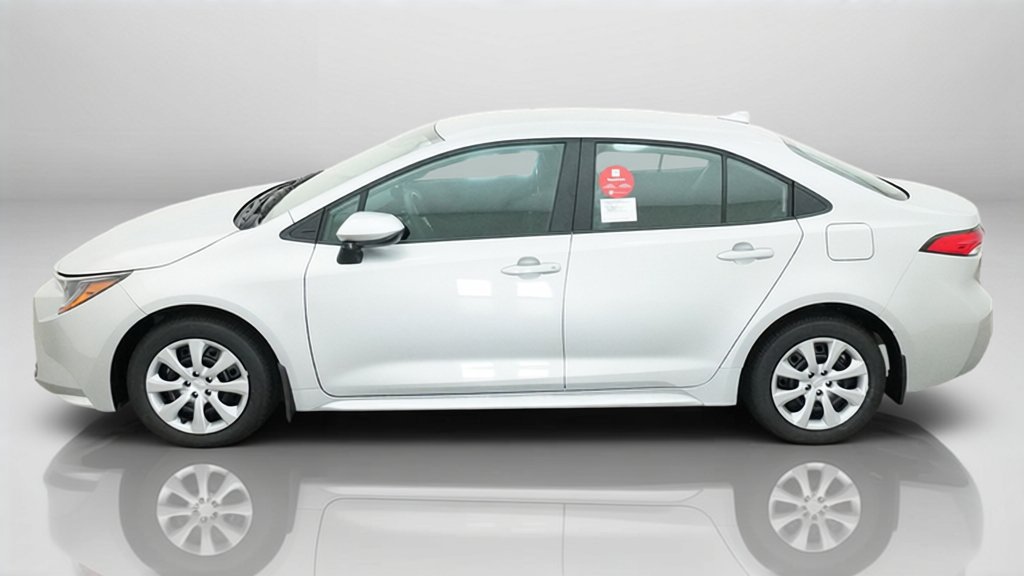 New 2027 Toyota Corolla LE FWD image 2