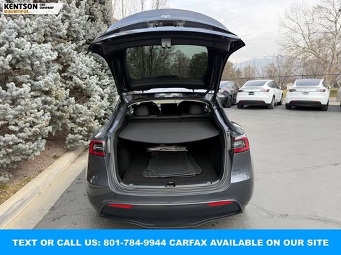 Used 2023 Tesla Model Y Long Range image 33