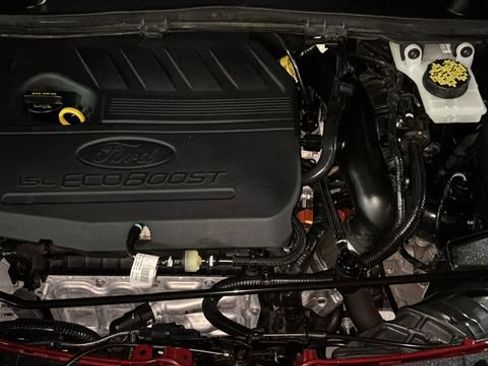 Used 2018 Ford Escape SEL image 31