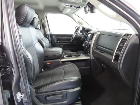 Used 2018 RAM 1500 Sport AWD/4WD image 32