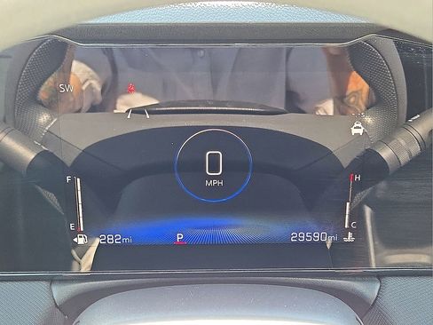 Used 2025 Chevrolet TrailBlazer LT image 25