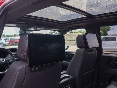 New 2026 GMC Yukon XL AT4 w/ AT4 Premium Plus Package AWD/4WD image 15