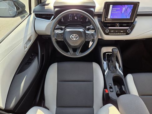 Used 2026 Toyota Corolla LE FWD image 14
