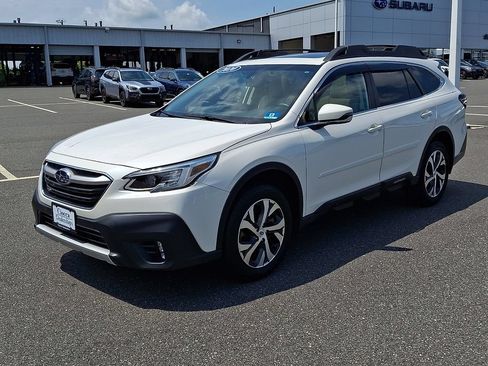 Used 2020 Subaru Outback Limited AWD/4WD image 6
