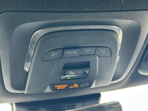 Used 2024 Toyota Corolla XSE FWD image 18